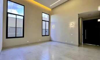 Imagem 4: Casa Sobrado invertido com área útil 235 m², com 3 suítes. Móveis planejados e climatizada