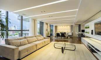 Imagem 6: Apartamento 253m² Alto da Glória 3 Suítes 3 Vagas Alto Padrão