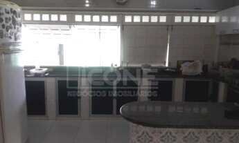 Imagem 4: Casa de Praia em rua Pública na Praia da Caueira