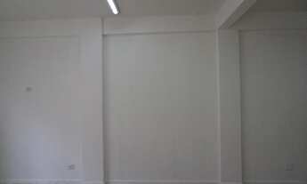 Imagem 4: LOJA CENTRO - FRENTE AO SOLAR DO BARÃO