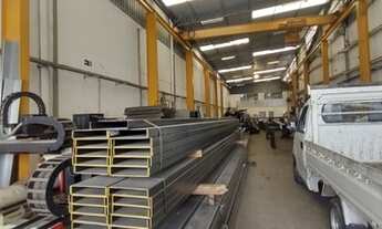 Imagem 7: Galpão Ind 1.107 mts a.t 1.035 a.c renda 13 mil prox av Prestes maia e rod Anchieta