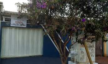 Imagem 2: Vendo casa possui 122 metros quadrados com 2 quartos