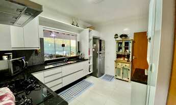 Imagem 7: Maravilhosa Casa Térrea no Vilas Boas com 3 Suítes e Piscina