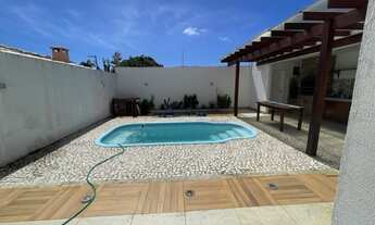 Imagem: Casa no condomínio rota o sol