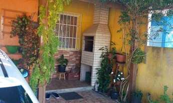 Imagem 2: Casa para venda possui 70 metros quadrados com 2 quartos em Centro - Cidreira - RS