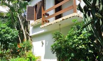 Imagem 6: Casa para aluguel tem 300 metros quadrados com 4 quartos em Jacarepaguá - Rio de Janeiro