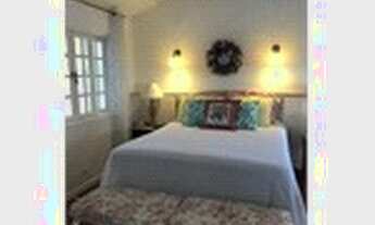 Imagem 7: Casa térrea podendo ser comercial ou residencial com 4 dormitórios sendo 1 suíte, cozinha