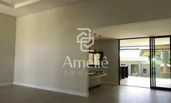 Imagem 4: Casa de Alto Padrão com 3 suítes, área gourmet com churrasqueira e piscina Terras de Itaic