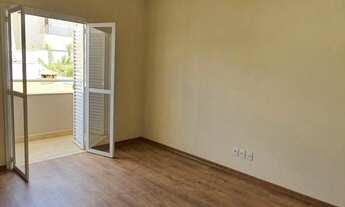 Imagem 3: Casa de condomínio sobrado para venda possui 227 metros quadrados com 3 quartos