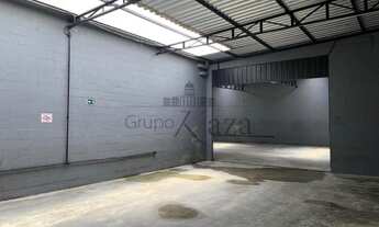 Imagem 9: Galpão/Depósito/Armazém para aluguel tem 548 metros quadrados