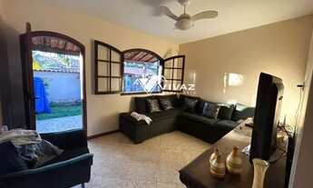 Imagem 3: Excelente Casa em Maricá há Duas Quadras da Praia, 3 Quartos- Aceito Propostas !!!