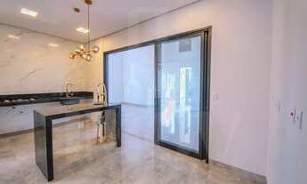 Imagem 4: Casa térrea no condomínio Damha 2 com 184m² e 3 dormitórios!