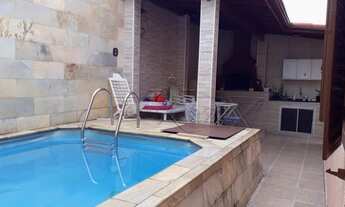 Imagem 5: Casa assobradada com Piscina à Venda - 4 dormitórios (2 suítes) - R$ 750.000,00