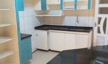 Imagem 5: EXCELENTE CASA COM 150M², 03 QUARTOS E 04 VAGAS NA PARQUELÂNDIA