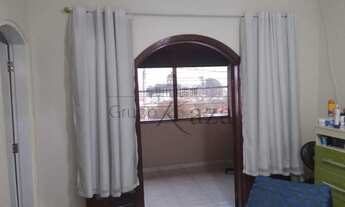 Imagem 4: Casa - Jacareí - Jardim Primavera - 3 Dormitórios sendo uma suíte - 130m²