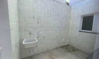 Imagem 3: Imperdível, com 2 Quintais! Acabamento impecável! Próximo à Av. Araucária e todo o comérci