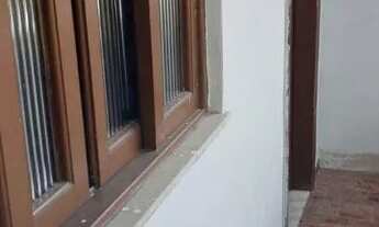 Imagem 6: Aluga-se kitnet Casa com 1 dormitório