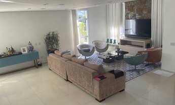 Imagem 4: Sobrado para venda com 411 metros, 4 quartos e piscina