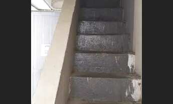 Imagem 4: Madureira Loja Frente (Pça Lavradores) lado UPA Intendente Magalhães