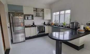 Imagem 4: Casa para venda tem 190 metros quadrados com 2 quartos em Embaré - Santos - SP