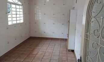 Imagem 5: BR)Térrea para aluguel tem 240 metros quadrados com 3 quartos em Vila Martinez - Jacareí