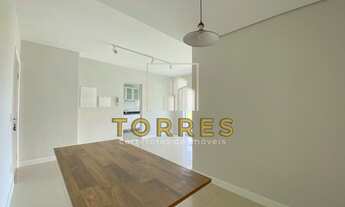 Imagem 5: Apartamento para locação anual na Praia das Astúrias frente mar com varanda gourmet em pré