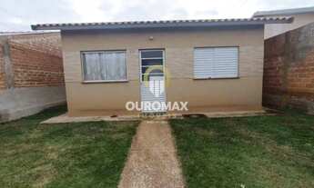 Imagem 2: Casa com 2 dormitórios para alugar, por R$ 800/mês - Ecoville - Ourinhos/SP