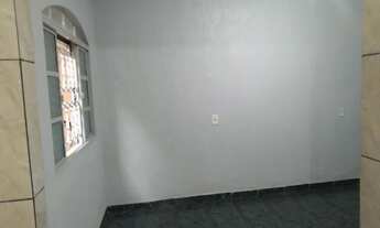 Imagem 3: Alugo casa Ceilândia Norte (QNM 24 Conjunto H - DF, 3 quartos, 2 banheiros e garagem