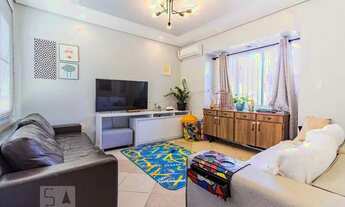 Imagem: Casa para Aluguel - Camaquã, 4 Quartos