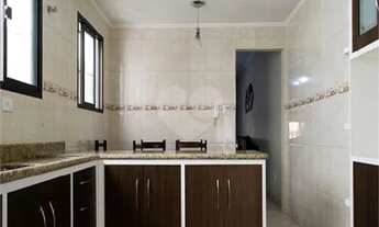 Imagem 6: Sobrado em Vila Paulicéia próximo ao metrô