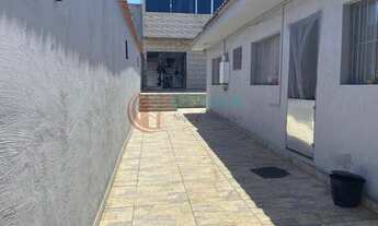 Imagem 7: Casa para Venda em Mogi das Cruzes, Jardim Universo, 2 dormitórios, 1 banheiro, 2 vagas