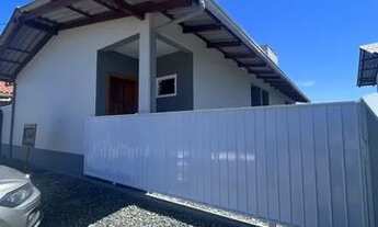 Imagem: Alugo loft/quitinete $1.000 c/ água, luz