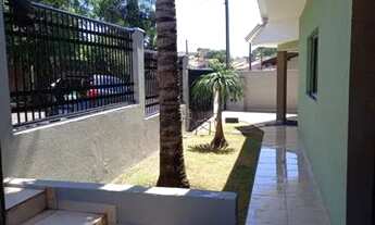 Imagem 3: Casa para aluguel possui 120 metros quadrados com 3 quartos em Jardim Caviúna - Rolândia