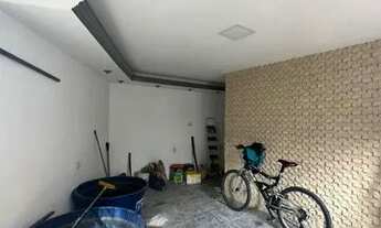 Imagem 3: Casa comercial no centro de Caruaru perto da Igreja e Prefeitura