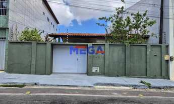 Imagem: Casa com 3 quartos no bairro Parquelândia