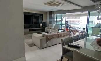 Imagem 7: Apartamento com três suítes, mobiliado