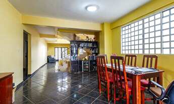 Imagem 7: Casa com 5 Suítes, Piscina e Ampla Área Verde à Venda no Condomínio Quintas do Sol Jardim