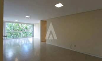 Imagem 4: Apartamento composto por 02 quartos, sendo 01 suíte, sala de estar e jantar, cozinha com a