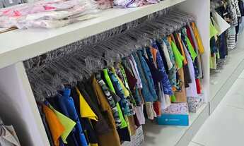 Imagem 2: BARATO vendo loja montada