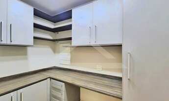 Imagem 4: Apartamento para locação no Edifício Amsterdam, próximo a Avenida Professor João Fiúsa - R