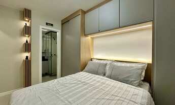 Imagem 11: Oportunidade - Apartamento a venda finamente mobiliado e decorado no Bairro Navegantes!