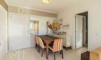 Imagem 7: Apartamento com 70m², 2 quartos, sendo 1 suíte, 2 vagas de estacionamento, no bairro Petró