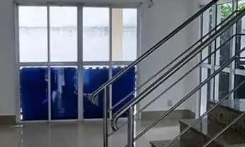 Imagem 2: Sobrado para venda possui 127 metros quadrados com 4 quartos em Samapi - Teresina - PI