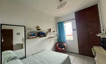 Imagem 7: Apto com quatro quartos sendo dois suítes - Jacarecanga - 106m²