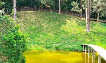 Imagem 2: Terreno plano com boa vista