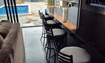 Imagem: Casa com piscina,3 banheiro 2 quarto, churrasqueira