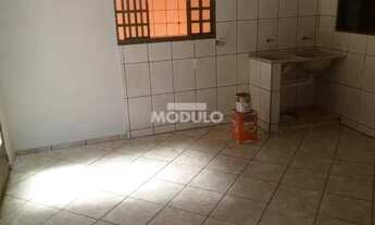 Imagem 2: Casa residencial disponivel para locação no bairro Santa Mônica