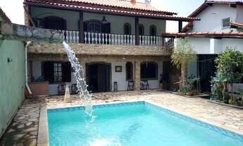 Imagem: Casa com 6 dormitórios à venda, 304 m²