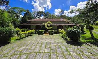 Imagem: Casa elegante ampla de 425m², com terreno