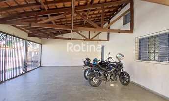 Imagem 3: Casa para alugar, 2 quartos, Segismundo Pereira - Uberlândia/MG - Rotina Imobiliária